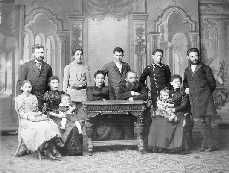 Семья Новомейских - 1893г.